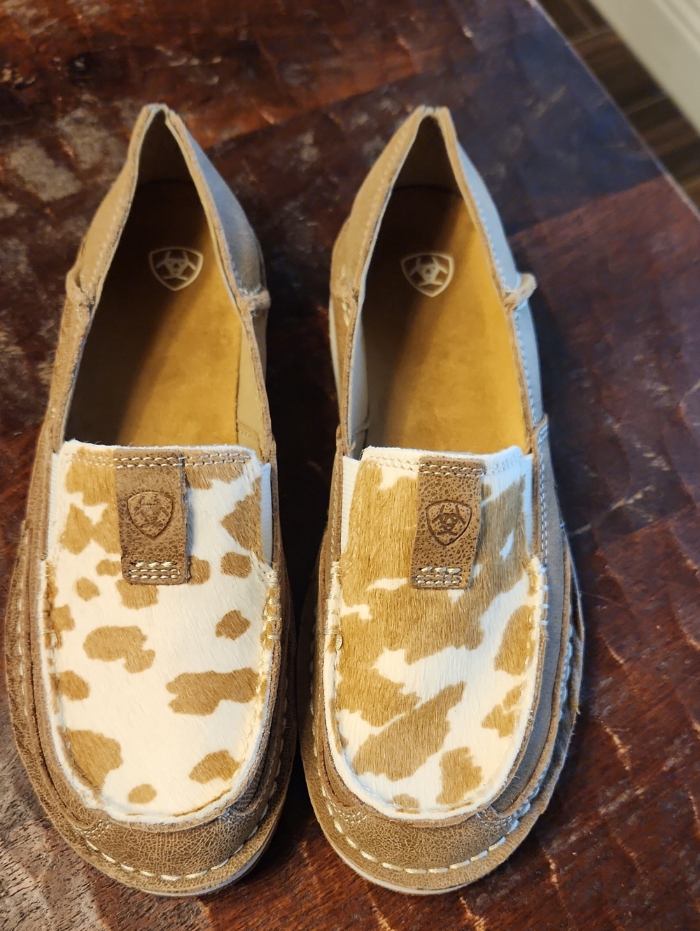 Ariat Tan and White Cowhide Slip-On Loafers - Picture 1 of 1